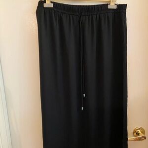 Elegant Black Women's Skirt